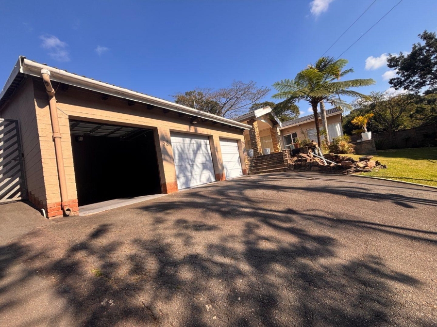 To Let 4 Bedroom Property for Rent in Chiltern Hills KwaZulu-Natal