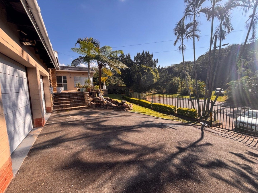 To Let 4 Bedroom Property for Rent in Chiltern Hills KwaZulu-Natal