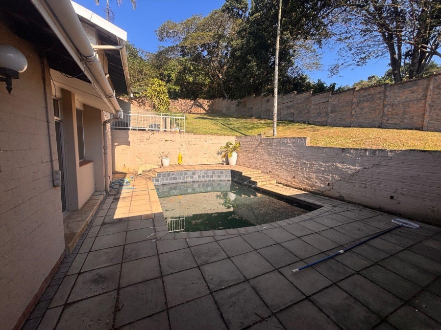 To Let 4 Bedroom Property for Rent in Chiltern Hills KwaZulu-Natal