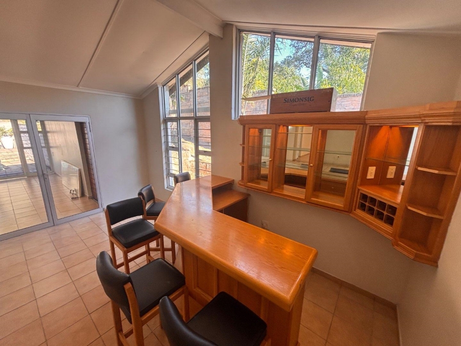 To Let 4 Bedroom Property for Rent in Chiltern Hills KwaZulu-Natal