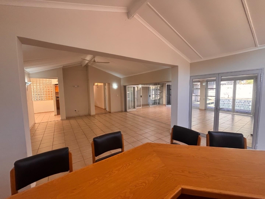 To Let 4 Bedroom Property for Rent in Chiltern Hills KwaZulu-Natal