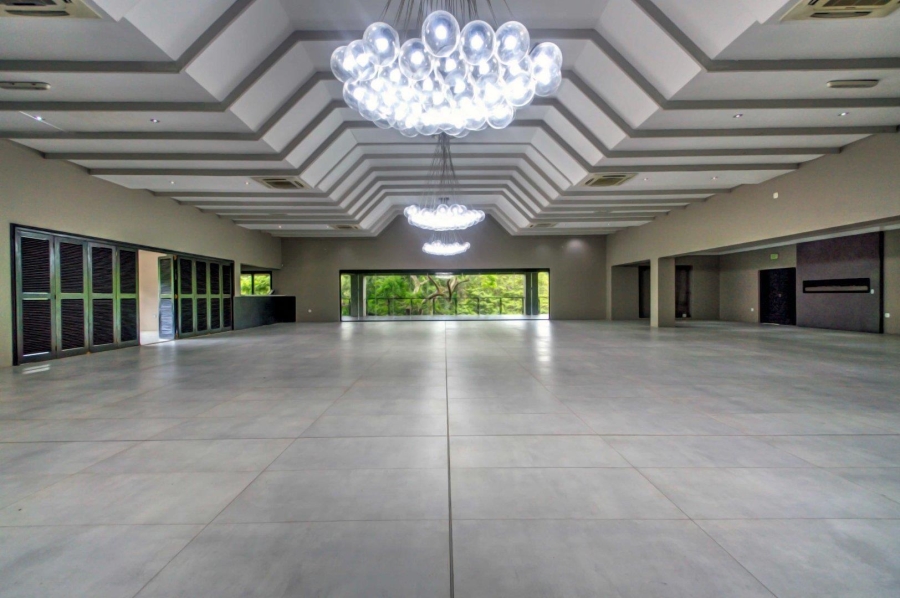 Commercial Property for Sale in Crestview KwaZulu-Natal