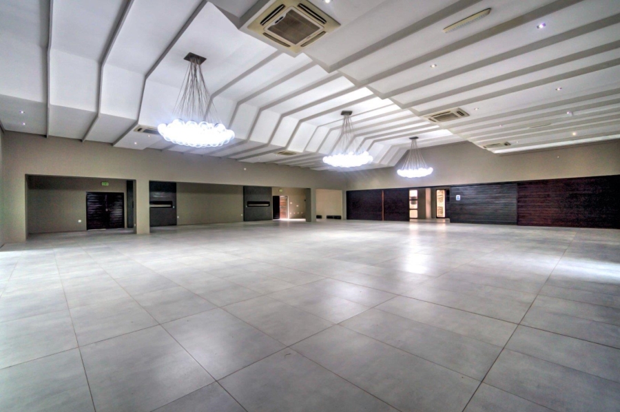Commercial Property for Sale in Crestview KwaZulu-Natal