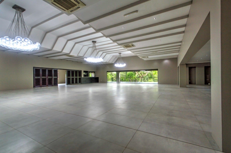 Commercial Property for Sale in Crestview KwaZulu-Natal
