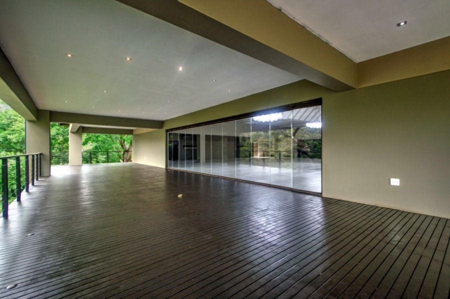 Commercial Property for Sale in Crestview KwaZulu-Natal