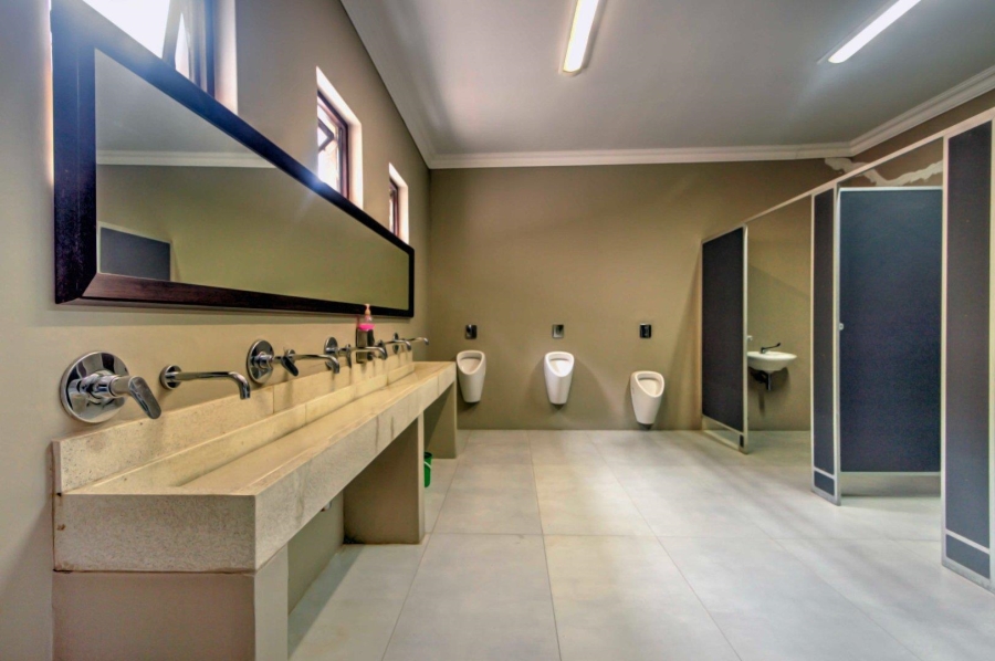 Commercial Property for Sale in Crestview KwaZulu-Natal