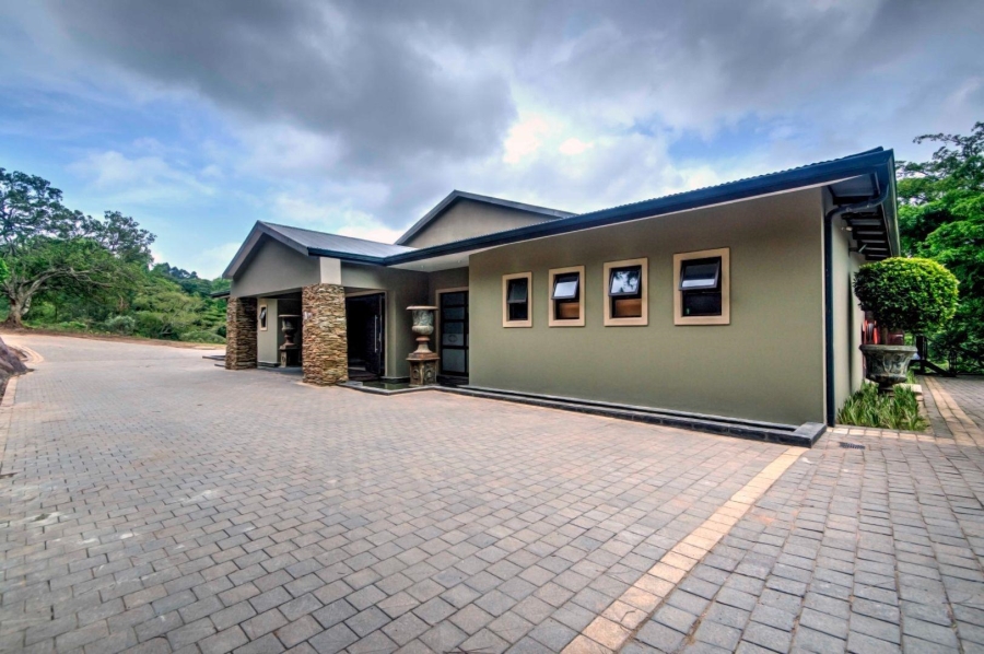 Commercial Property for Sale in Crestview KwaZulu-Natal