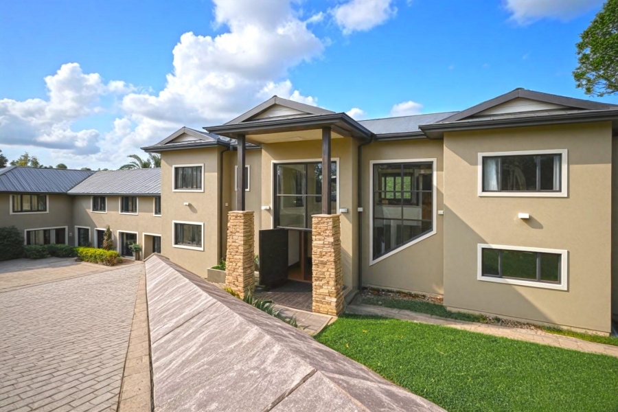 Commercial Property for Sale in Crestview KwaZulu-Natal