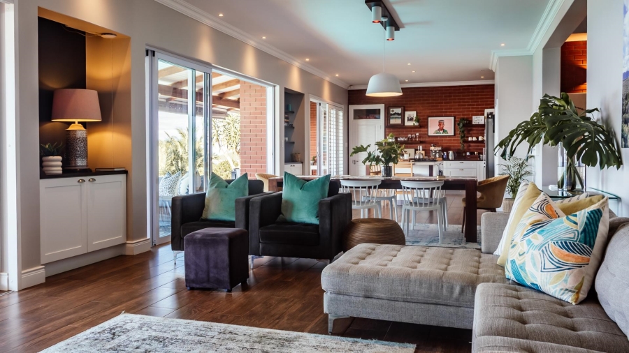 5 Bedroom Property for Sale in Kelso KwaZulu-Natal