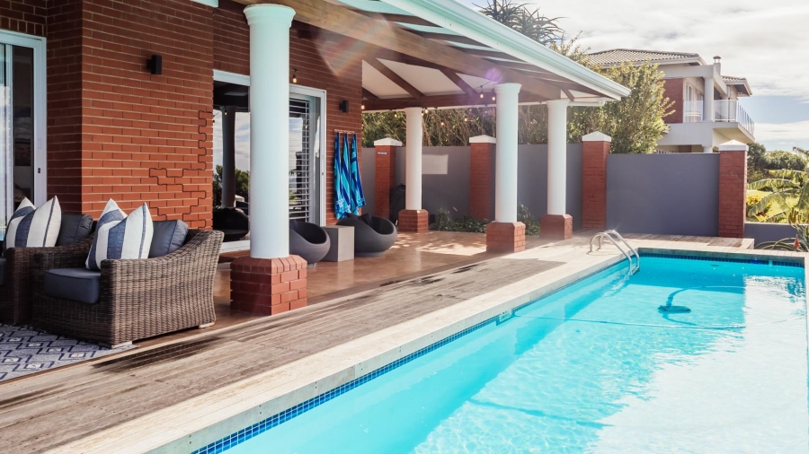 5 Bedroom Property for Sale in Kelso KwaZulu-Natal
