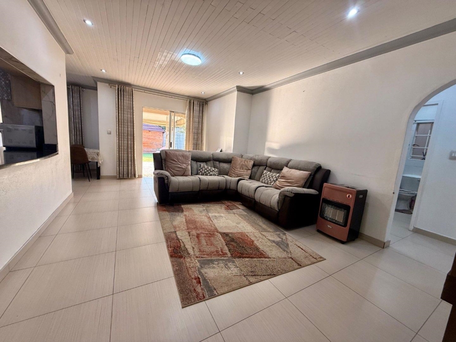 3 Bedroom Property for Sale in Vryheid KwaZulu-Natal