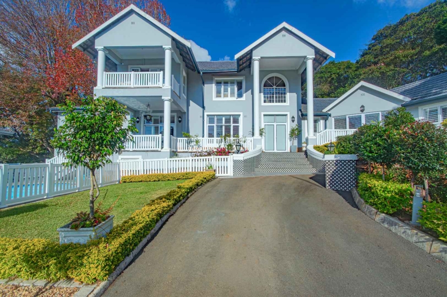 8 Bedroom Property for Sale in Kloof KwaZulu-Natal