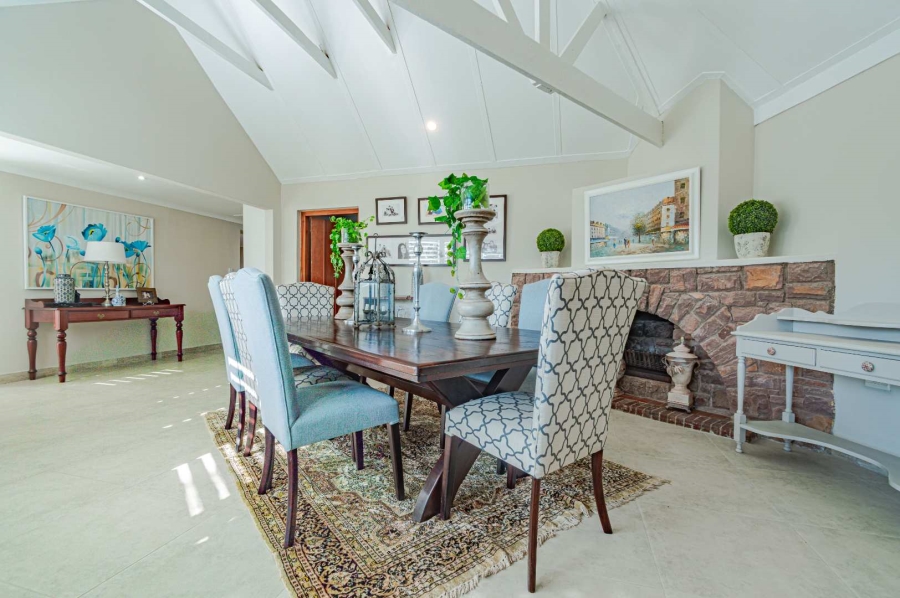 8 Bedroom Property for Sale in Kloof KwaZulu-Natal