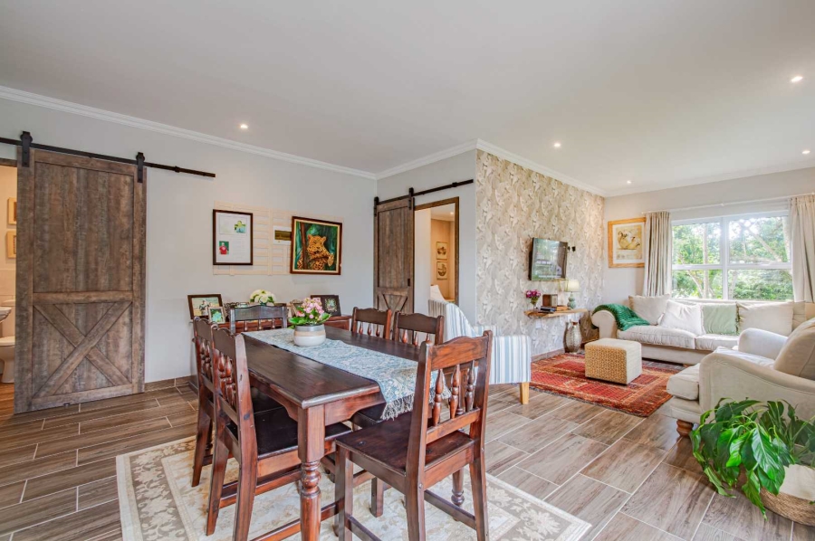 8 Bedroom Property for Sale in Kloof KwaZulu-Natal