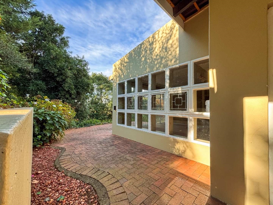 5 Bedroom Property for Sale in Worlds View KwaZulu-Natal