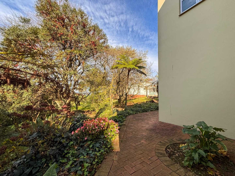 5 Bedroom Property for Sale in Worlds View KwaZulu-Natal