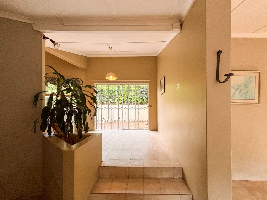5 Bedroom Property for Sale in Worlds View KwaZulu-Natal