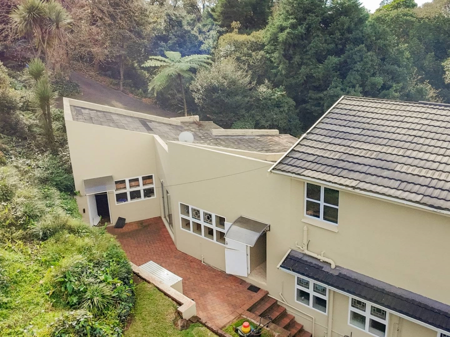 5 Bedroom Property for Sale in Worlds View KwaZulu-Natal