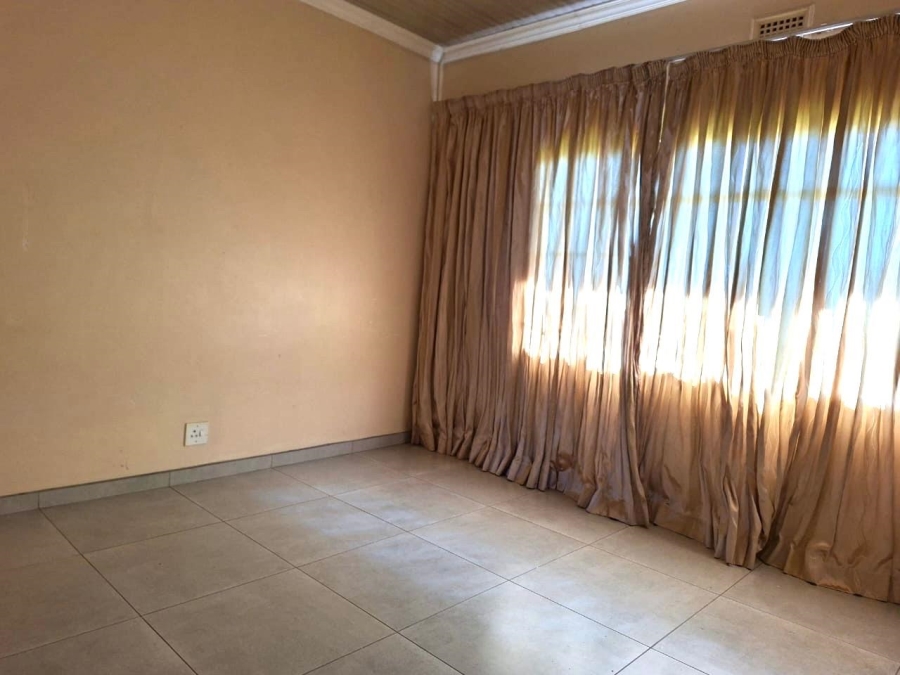 To Let 3 Bedroom Property for Rent in Noordsig KwaZulu-Natal