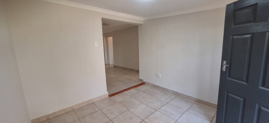 To Let 2 Bedroom Property for Rent in Crestview KwaZulu-Natal