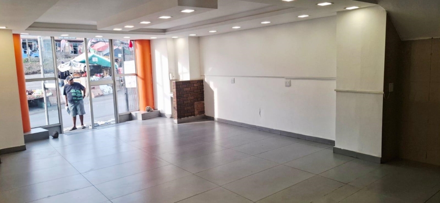 To Let Commercial Property for Rent in Chatsworth KwaZulu-Natal