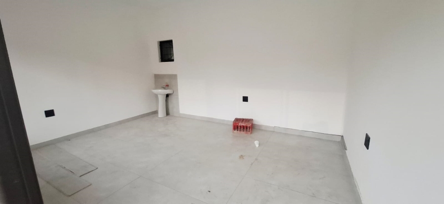 To Let Commercial Property for Rent in Chatsworth KwaZulu-Natal