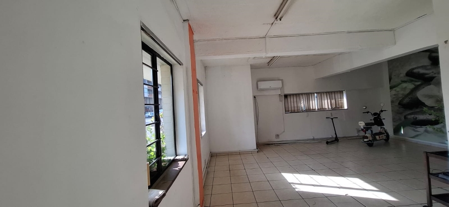 To Let Commercial Property for Rent in Amanzimtoti KwaZulu-Natal