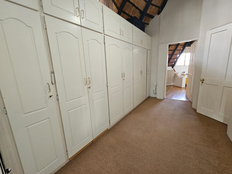 4 Bedroom Property for Sale in Rosetta KwaZulu-Natal