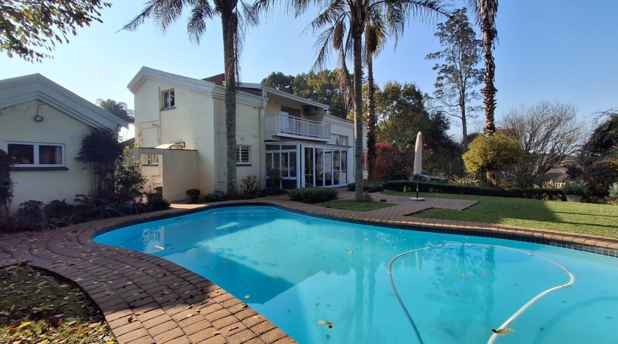 5 Bedroom Property for Sale in Greendale KwaZulu-Natal