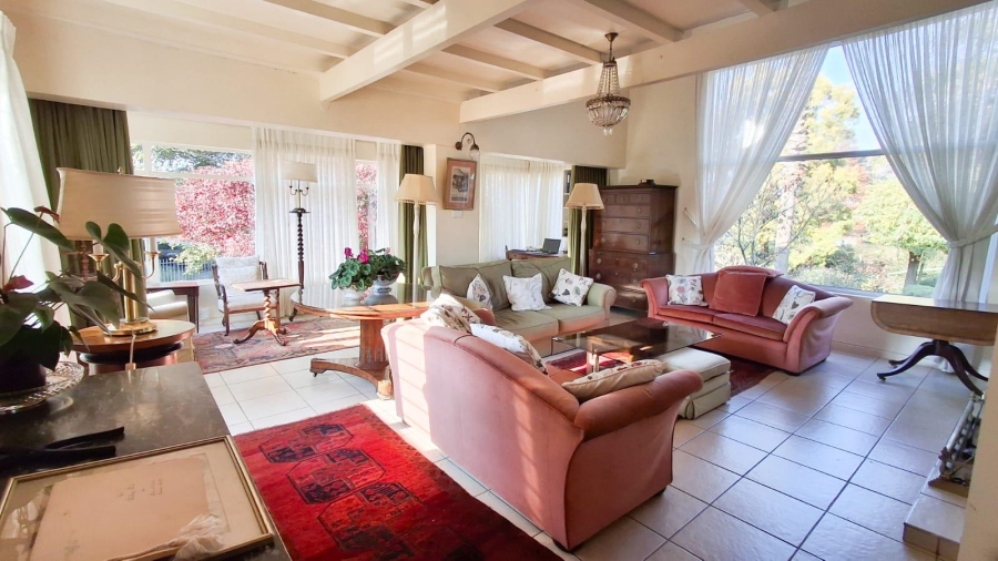 5 Bedroom Property for Sale in Greendale KwaZulu-Natal