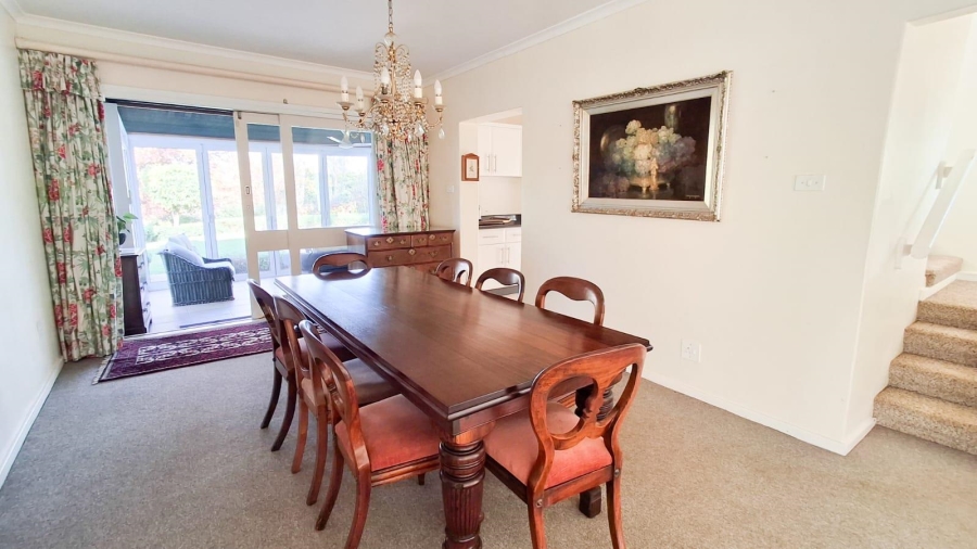5 Bedroom Property for Sale in Greendale KwaZulu-Natal