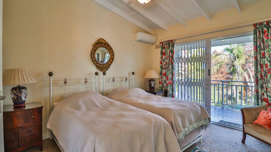 5 Bedroom Property for Sale in Greendale KwaZulu-Natal