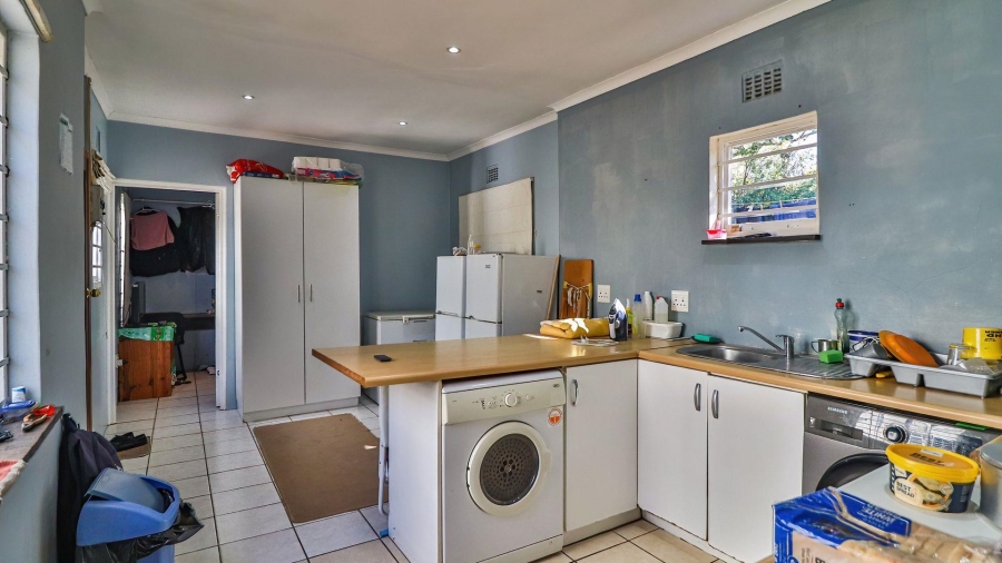 5 Bedroom Property for Sale in Greendale KwaZulu-Natal
