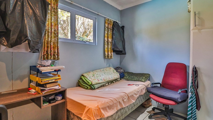5 Bedroom Property for Sale in Greendale KwaZulu-Natal