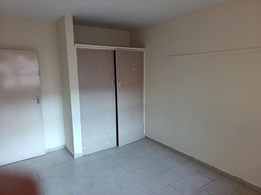 2 Bedroom Property for Sale in Point KwaZulu-Natal