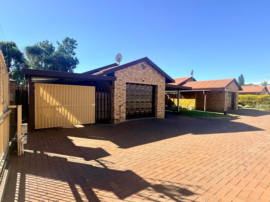 2 Bedroom Property for Sale in Vryheid KwaZulu-Natal