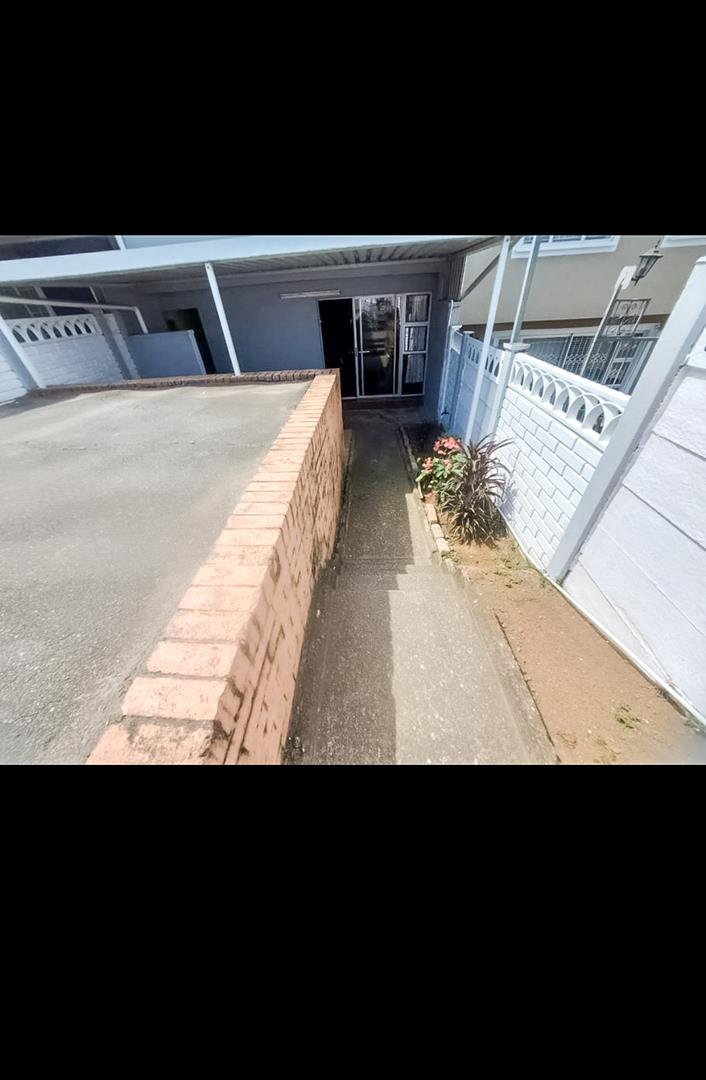 3 Bedroom Property for Sale in Newlands East KwaZulu-Natal