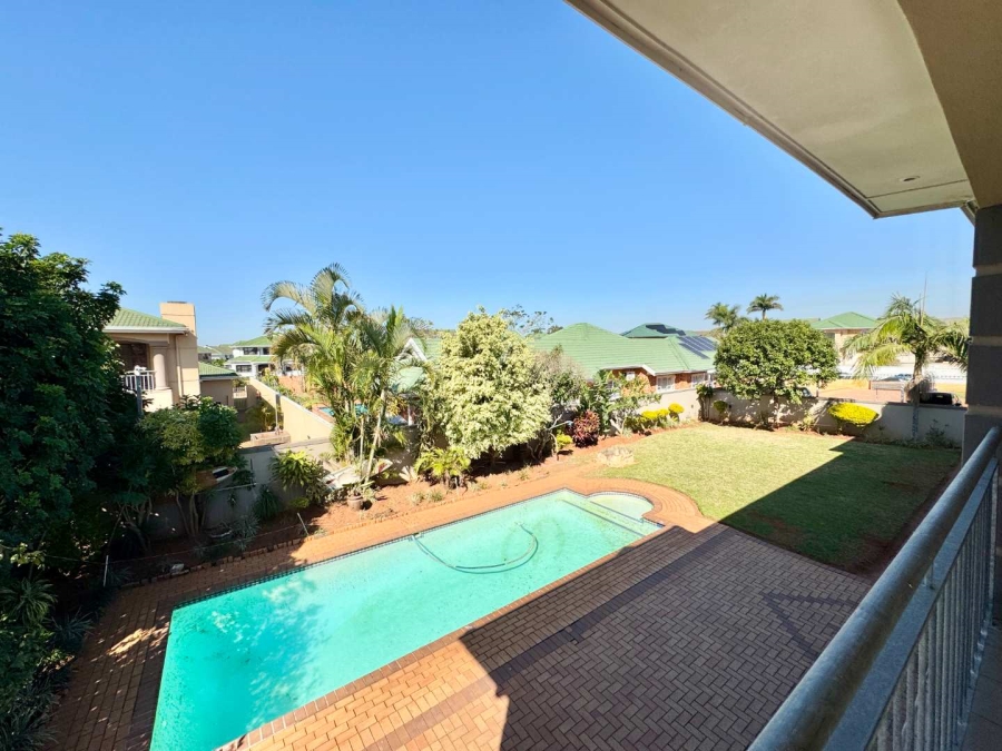 To Let 6 Bedroom Property for Rent in Somerset Park KwaZulu-Natal