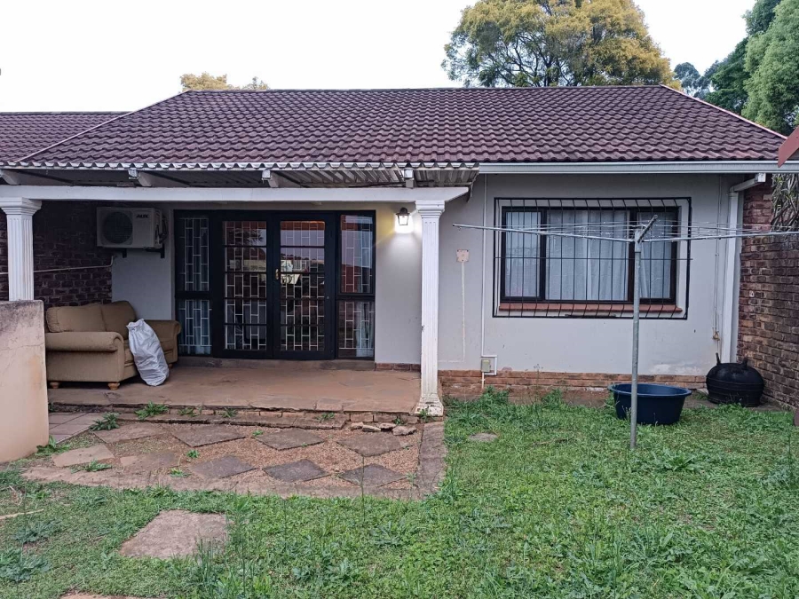 2 Bedroom Property for Sale in Prestbury KwaZulu-Natal