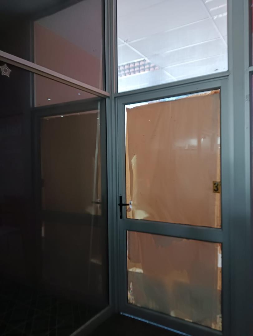 To Let Commercial Property for Rent in Phoenix KwaZulu-Natal