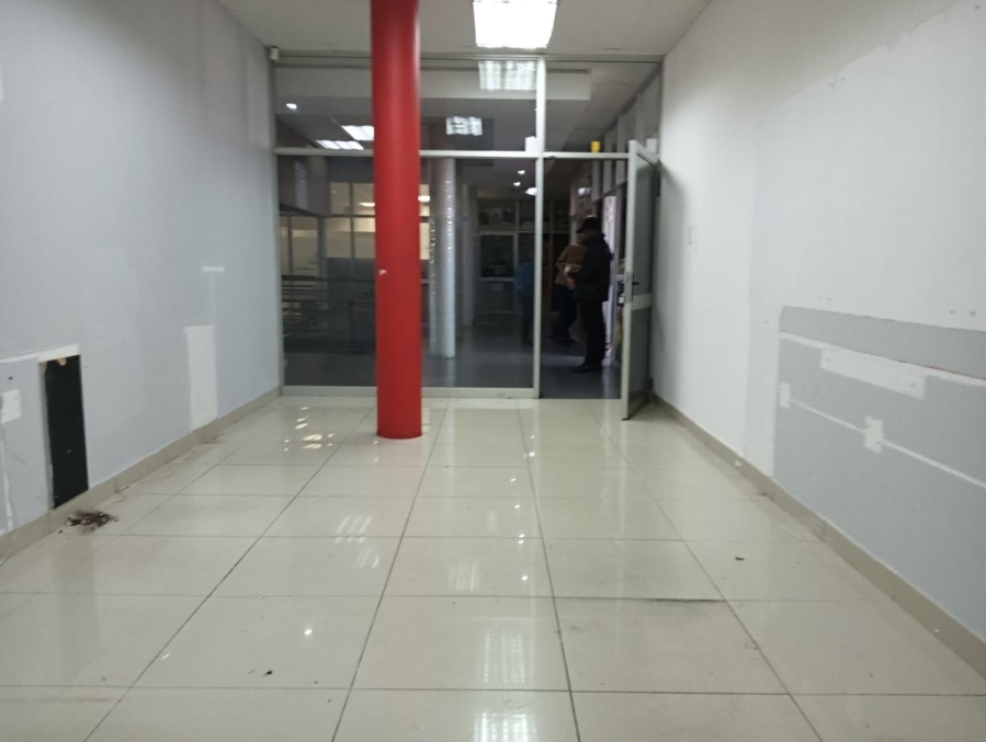 To Let Commercial Property for Rent in Phoenix KwaZulu-Natal