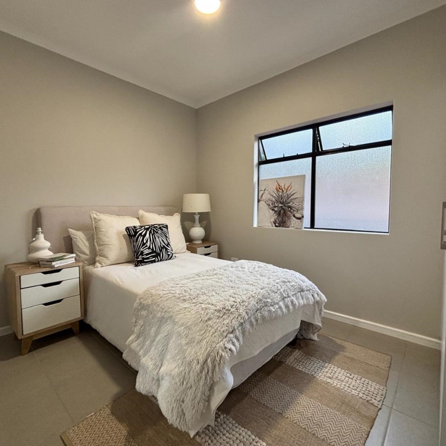 2 Bedroom Property for Sale in Waterfall KwaZulu-Natal