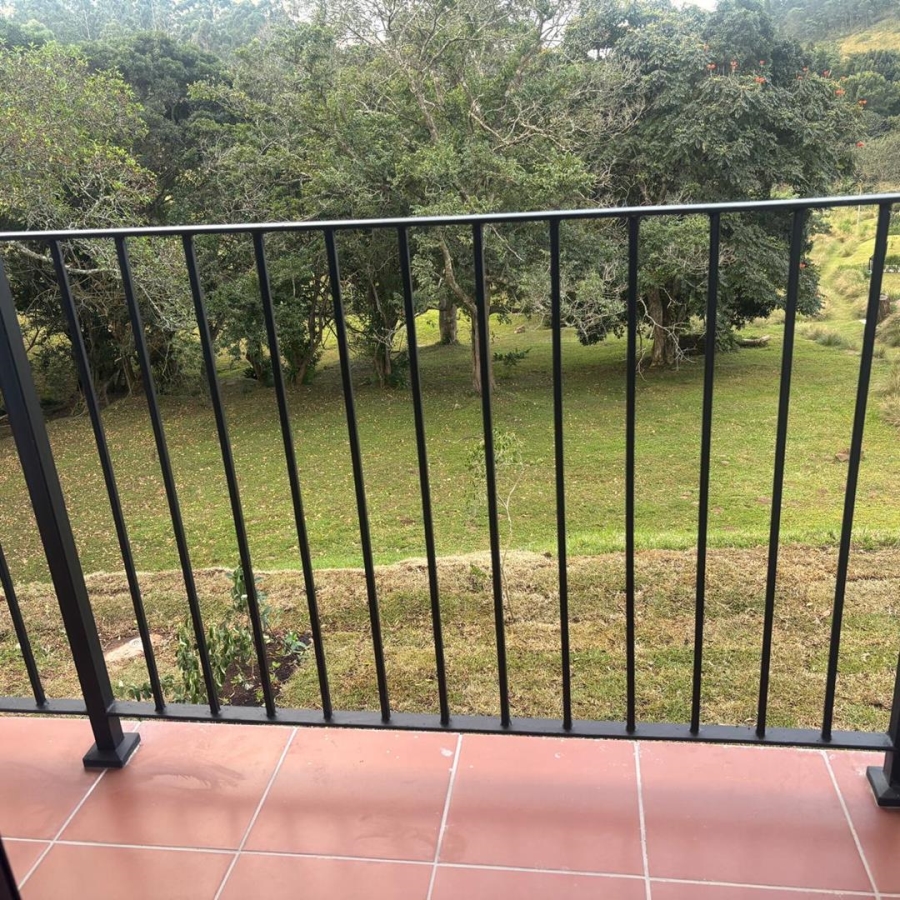 2 Bedroom Property for Sale in Waterfall KwaZulu-Natal