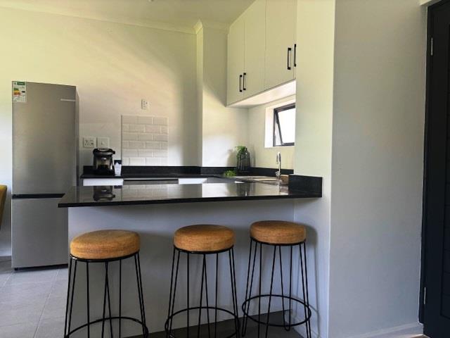 2 Bedroom Property for Sale in Waterfall KwaZulu-Natal