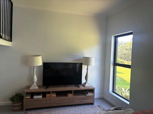 2 Bedroom Property for Sale in Waterfall KwaZulu-Natal