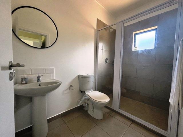 2 Bedroom Property for Sale in Waterfall KwaZulu-Natal