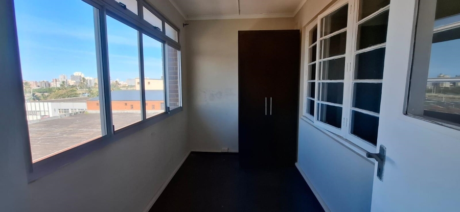 To Let Commercial Property for Rent in Stamford Hill KwaZulu-Natal