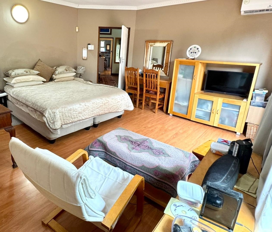 4 Bedroom Property for Sale in Meer En See KwaZulu-Natal