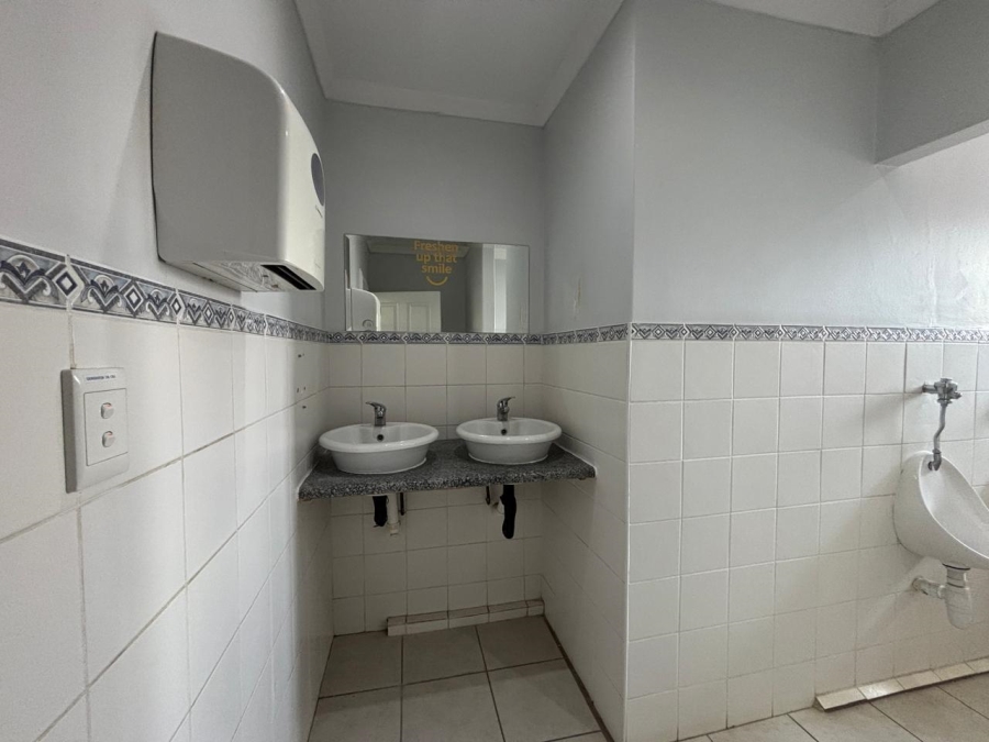 To Let Commercial Property for Rent in Hillcrest KwaZulu-Natal