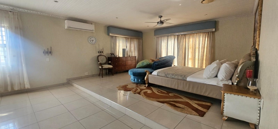 6 Bedroom Property for Sale in Meer En See KwaZulu-Natal
